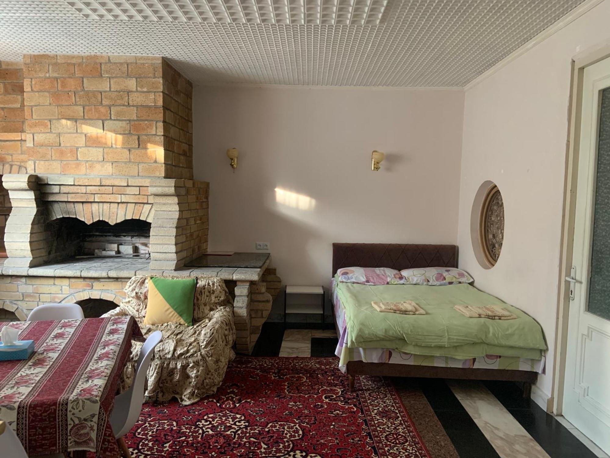 Guest House Lilia Yerevan Ngoại thất bức ảnh