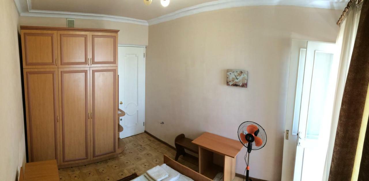 Guest House Lilia Yerevan Ngoại thất bức ảnh